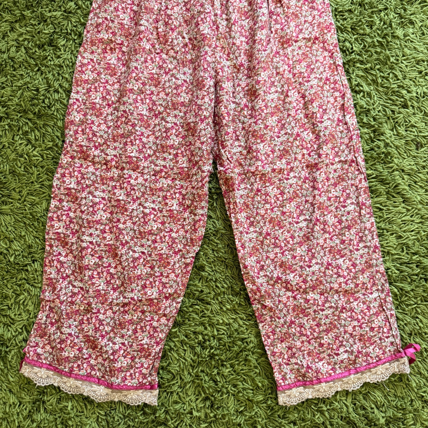 unique vintage whimsy 90s SLEEP SENSE capri lounge pants
