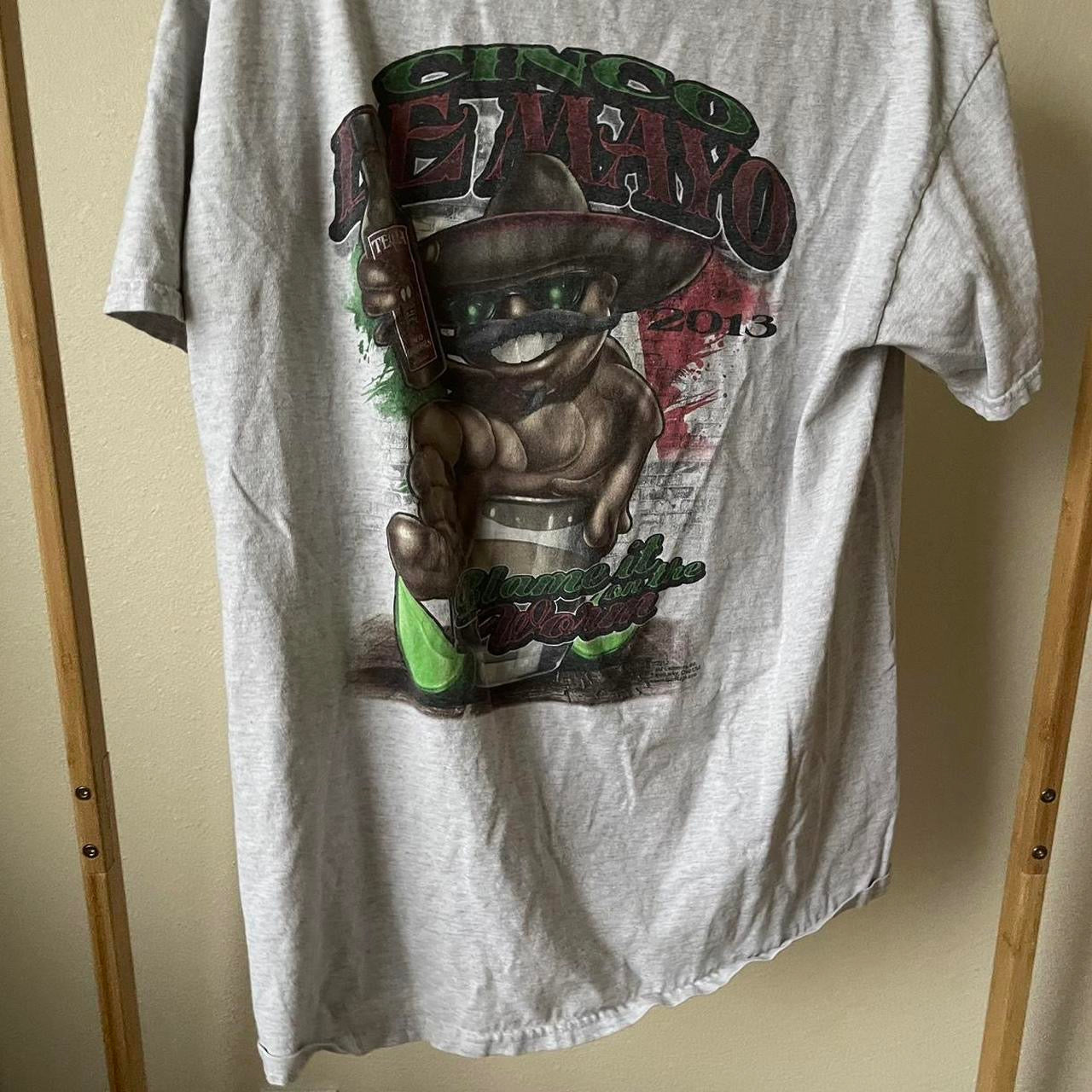 vintage y2k grunge graphic t shirt