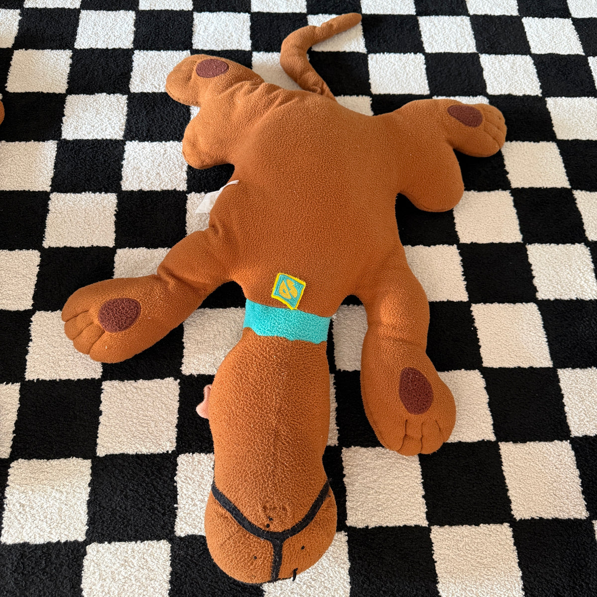 unique vintage whimsical scooby doo rug