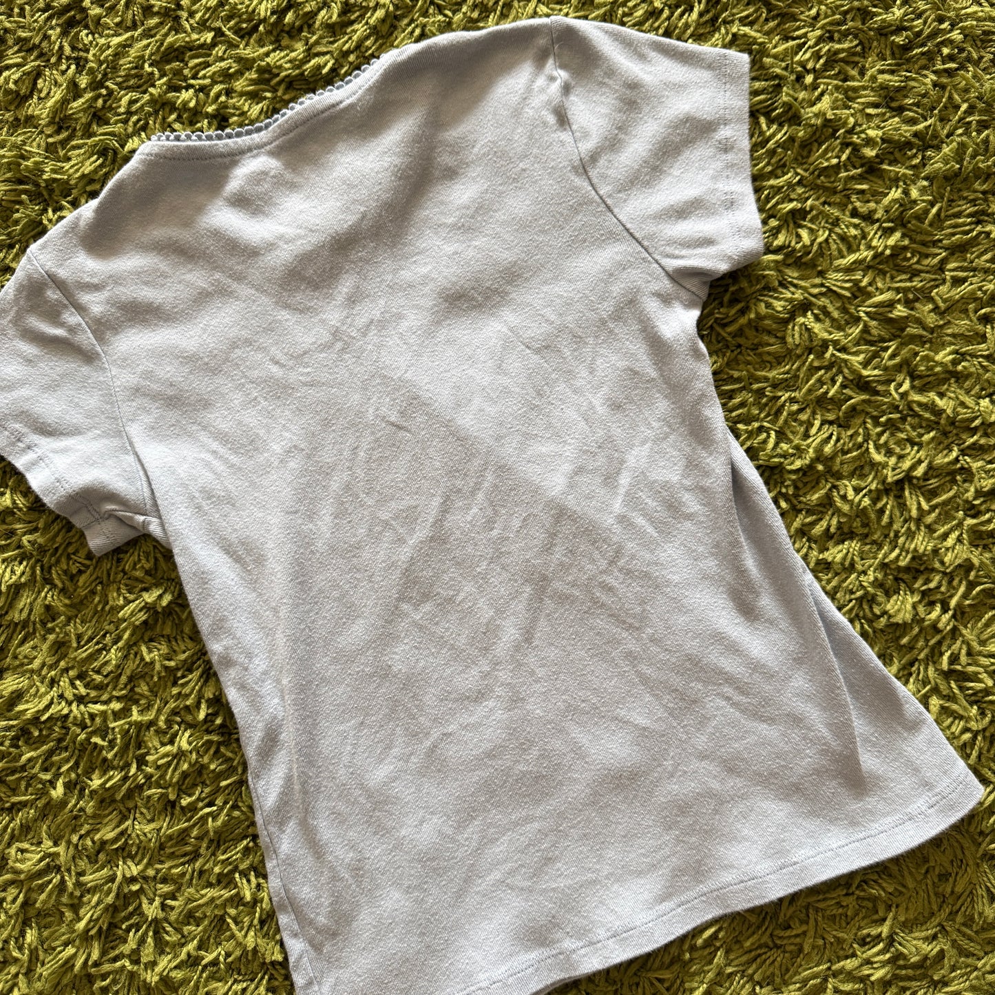 unique vintage whimsical 90s y2k THE WIZARD OF OZ graphic baby tee
