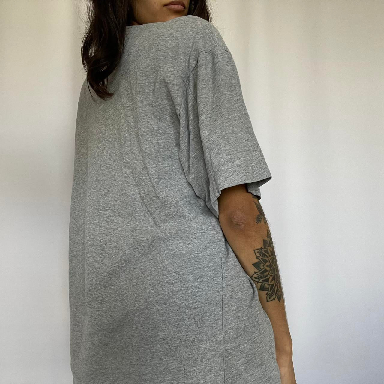 vintage whimsy 90s y2k graphic t shirt