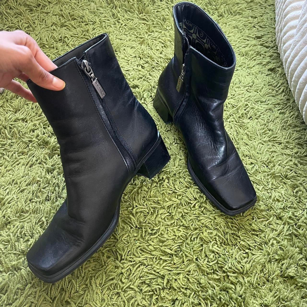 vintage whimsy 90s y2k boots