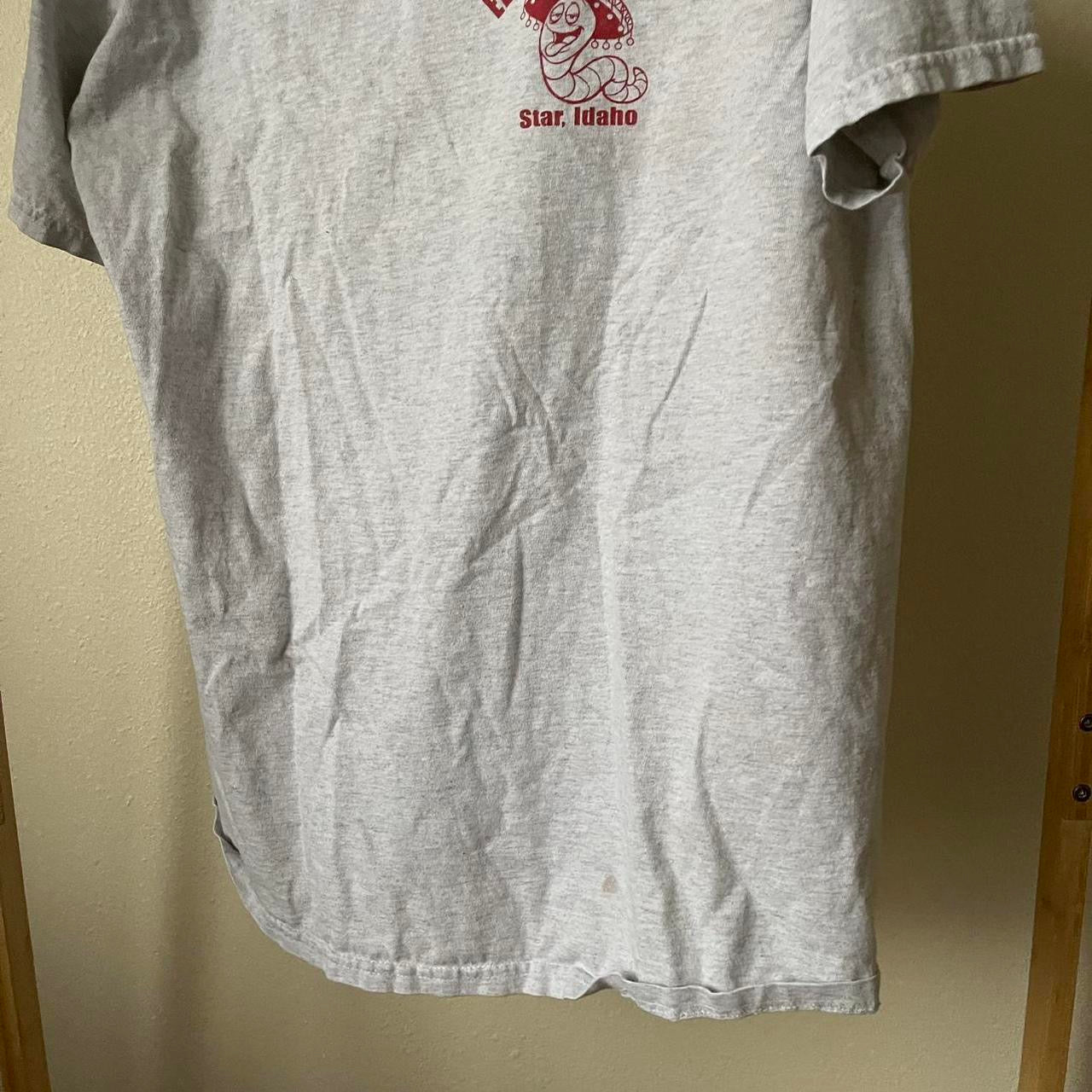 vintage y2k grunge graphic t shirt
