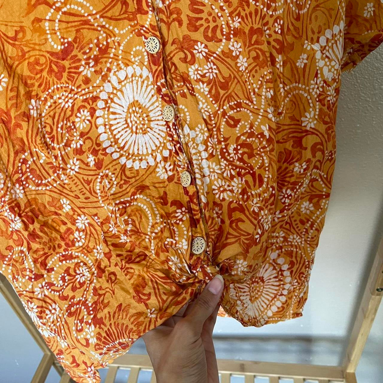 unique vintage whimsy 90s y2k button up top