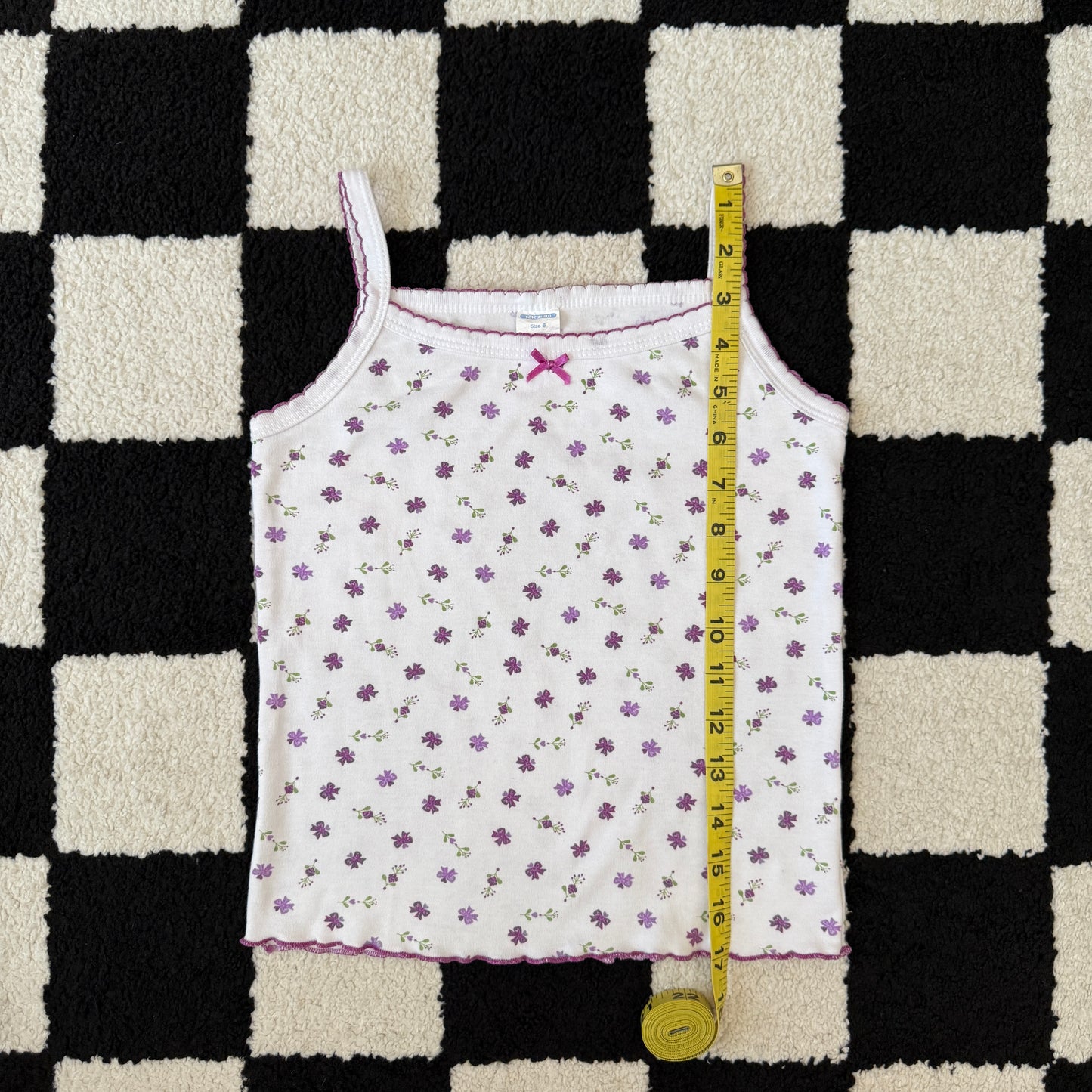 unique vintage whimsy 90s y2k graphic cami top