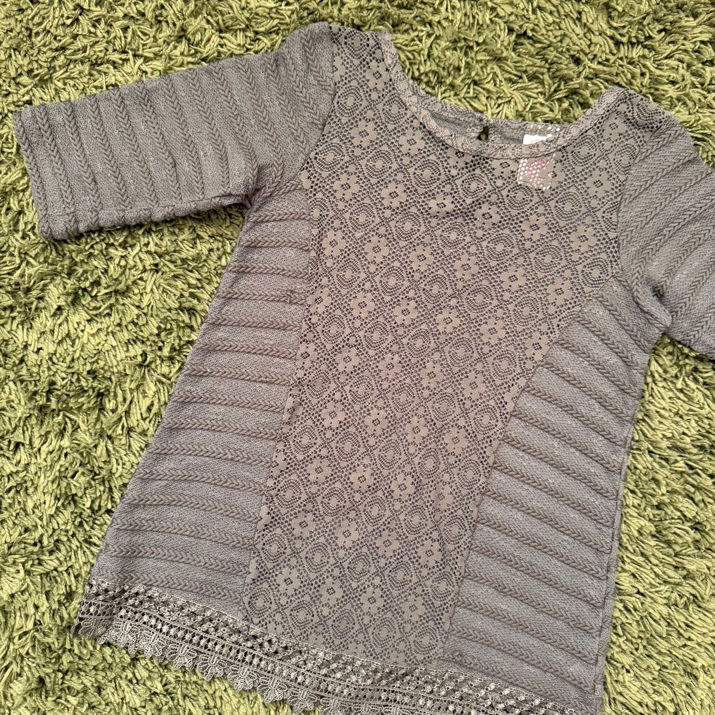 unique vintage whimsy 90s y2k sleeved top