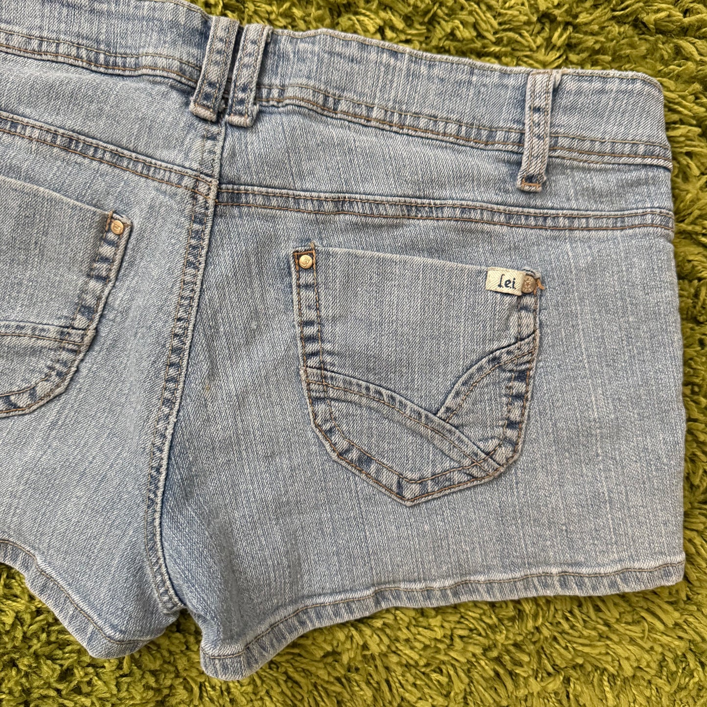 vintage L.E.I. denim shorts