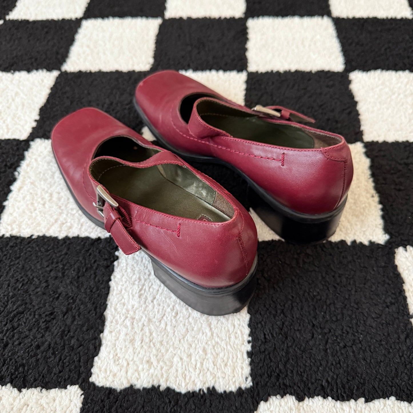 vintage whimsy 90s y2k DANELLE chunky mary janes
