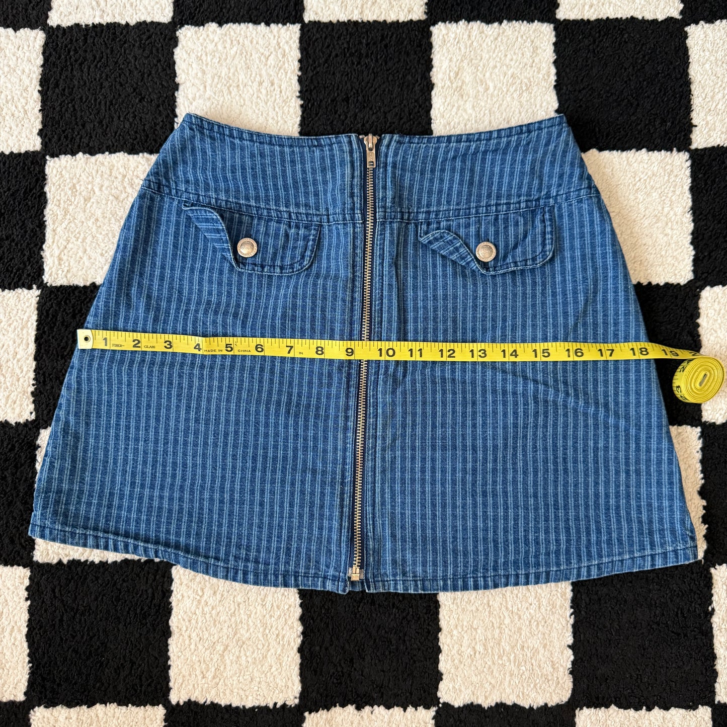 unique vintage whimsy 90s y2k NO EXCUSES mini skirt