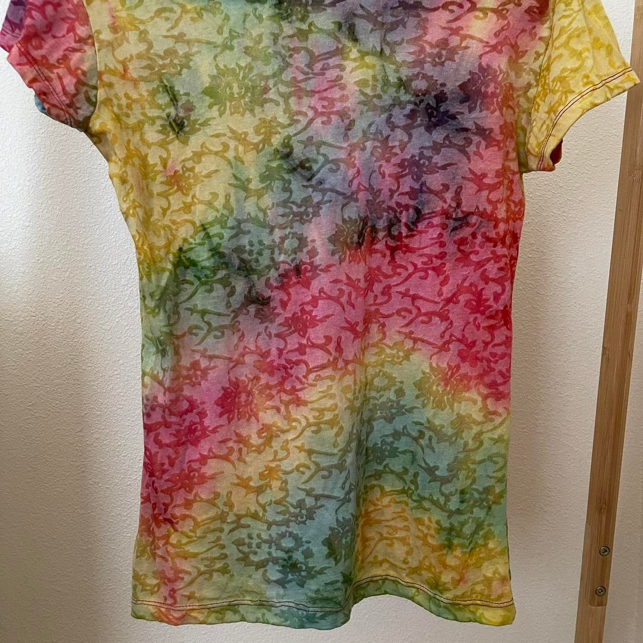 unique vintage whimsy 90s y2k graphic t shirt