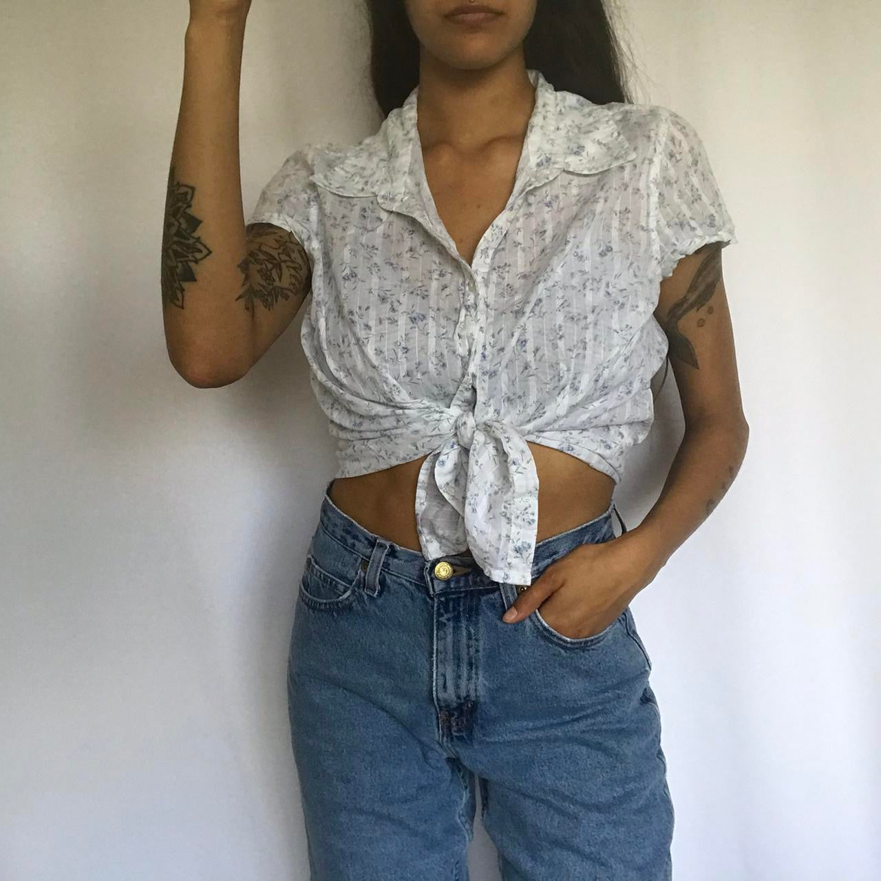 vintage whimsy 90s y2k button up top