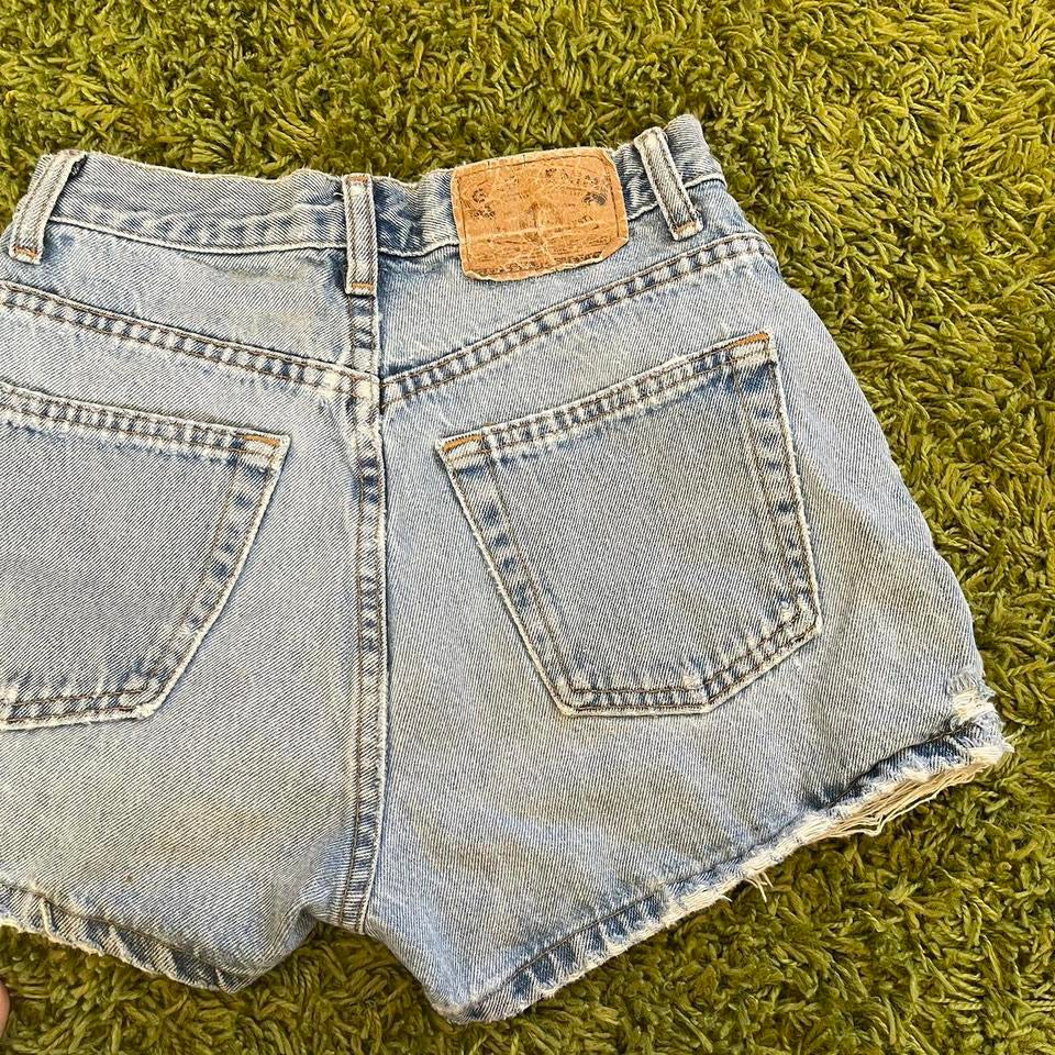 vintage whimsy 90s y2k denim shorts