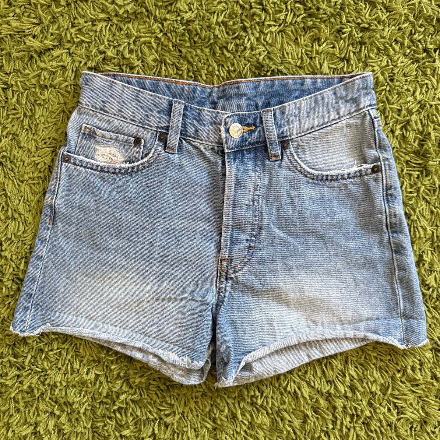 vintage whimsy 90s y2k denim shorts