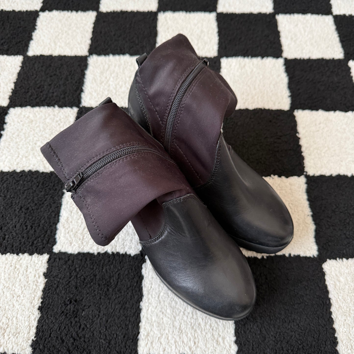 vintage whimsical 90s y2k chunky platform boots