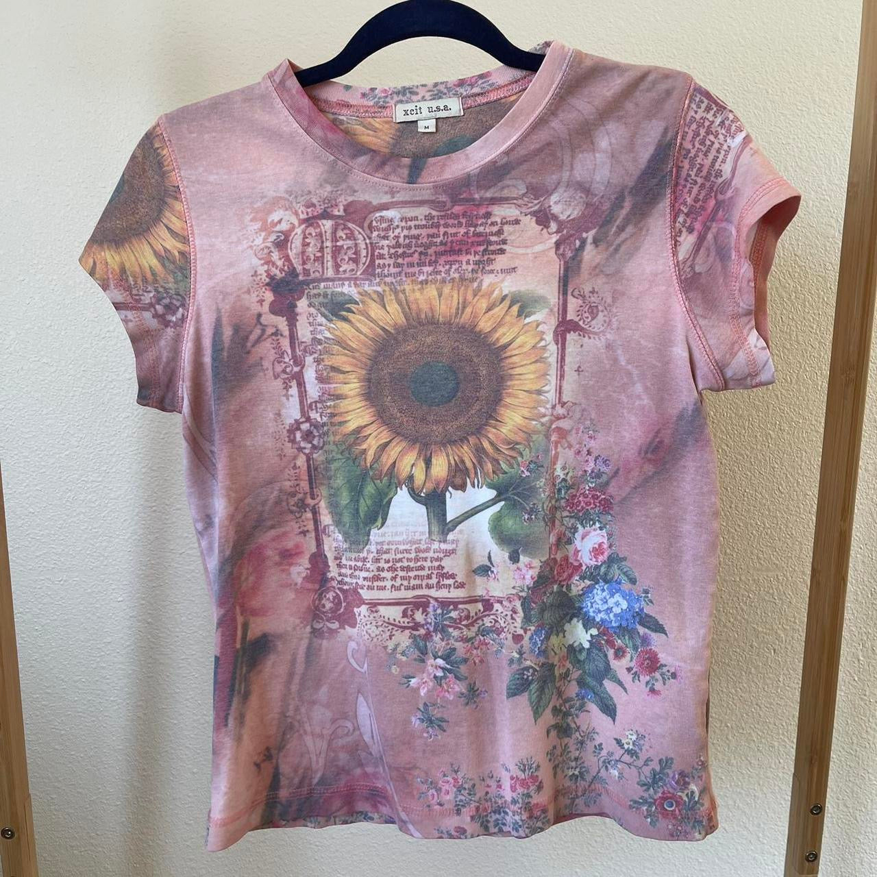 graphic floral t shirt