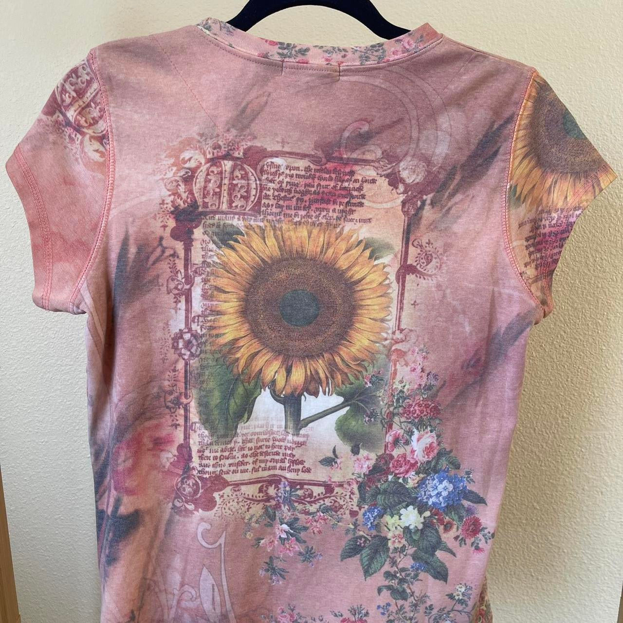 graphic floral t shirt