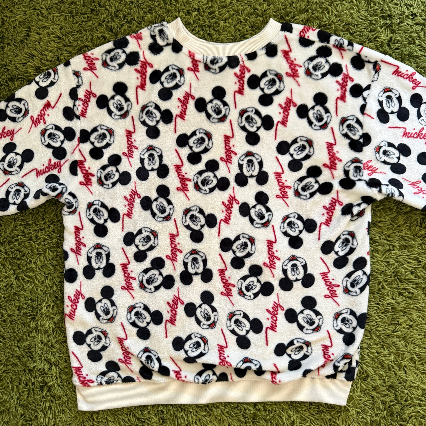 whimsical 90s y2k DISNEY graphic pullover sweatshirt