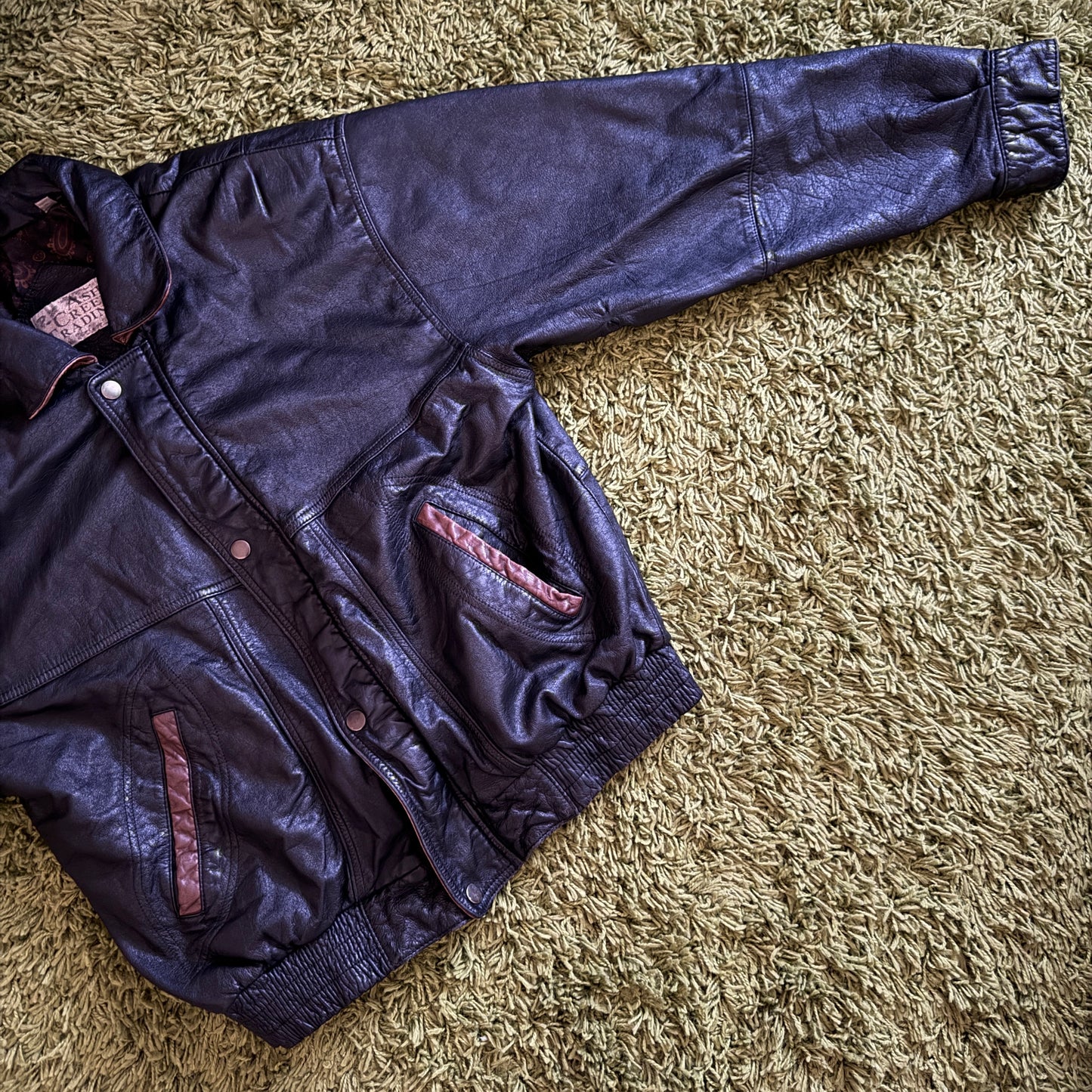 vintage whimsy 90s y2k leather jacket