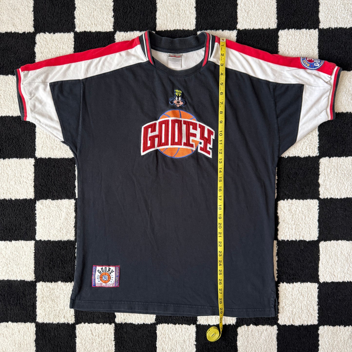 unique vintage whimsical 90s y2k GOOFY graphic t shirt