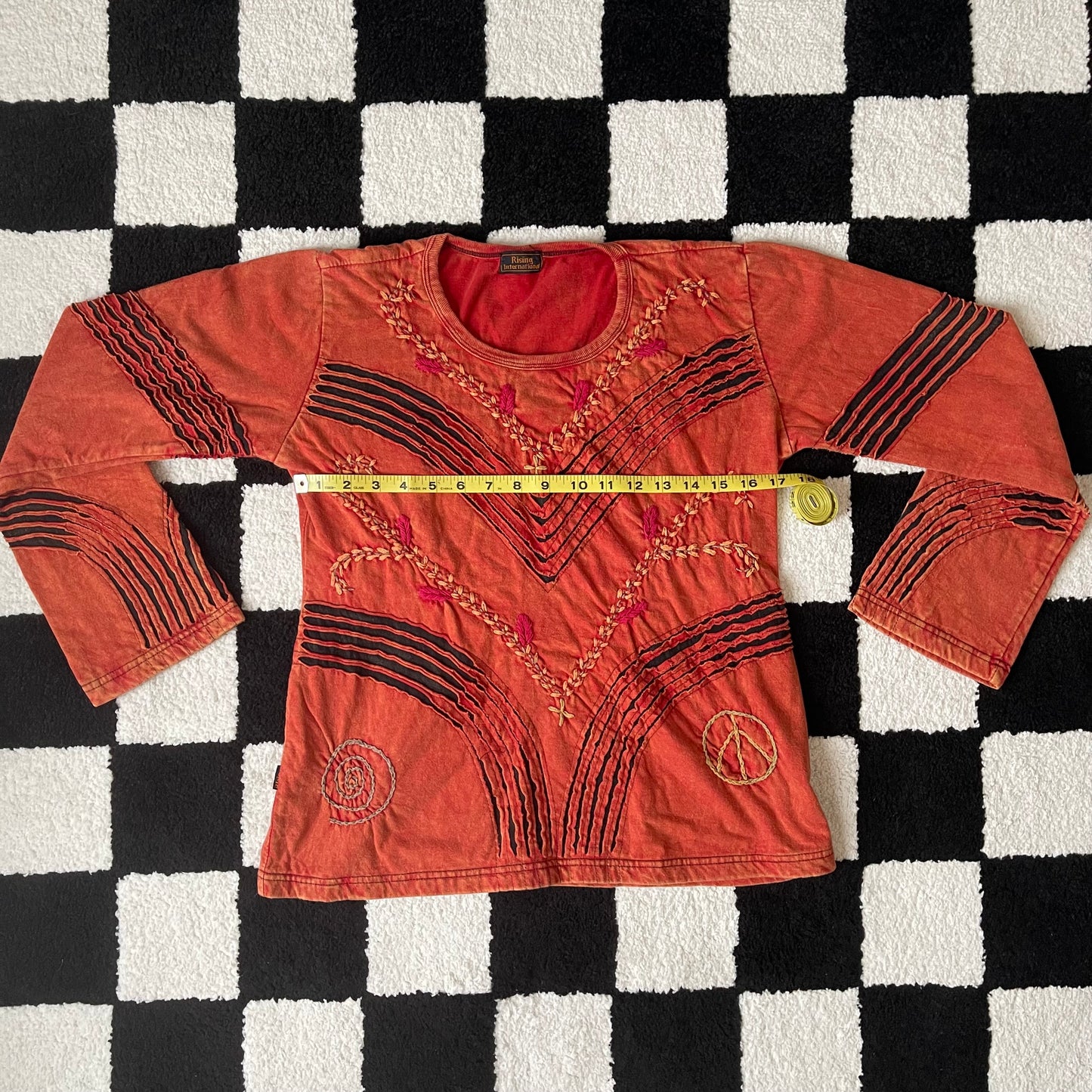 unique vintage whimsy 90s y2k embroidered sleeved top