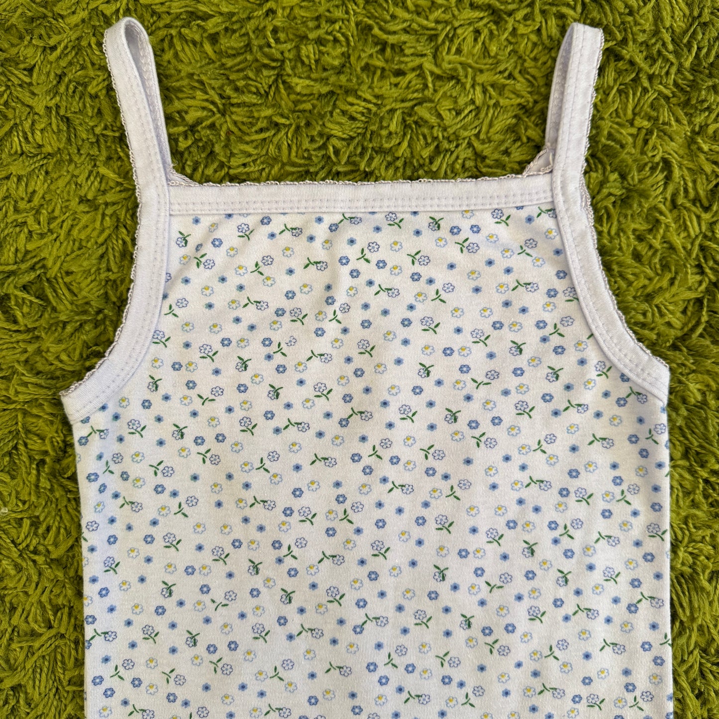 unique vintage whimsy 90s y2k graphic cami top