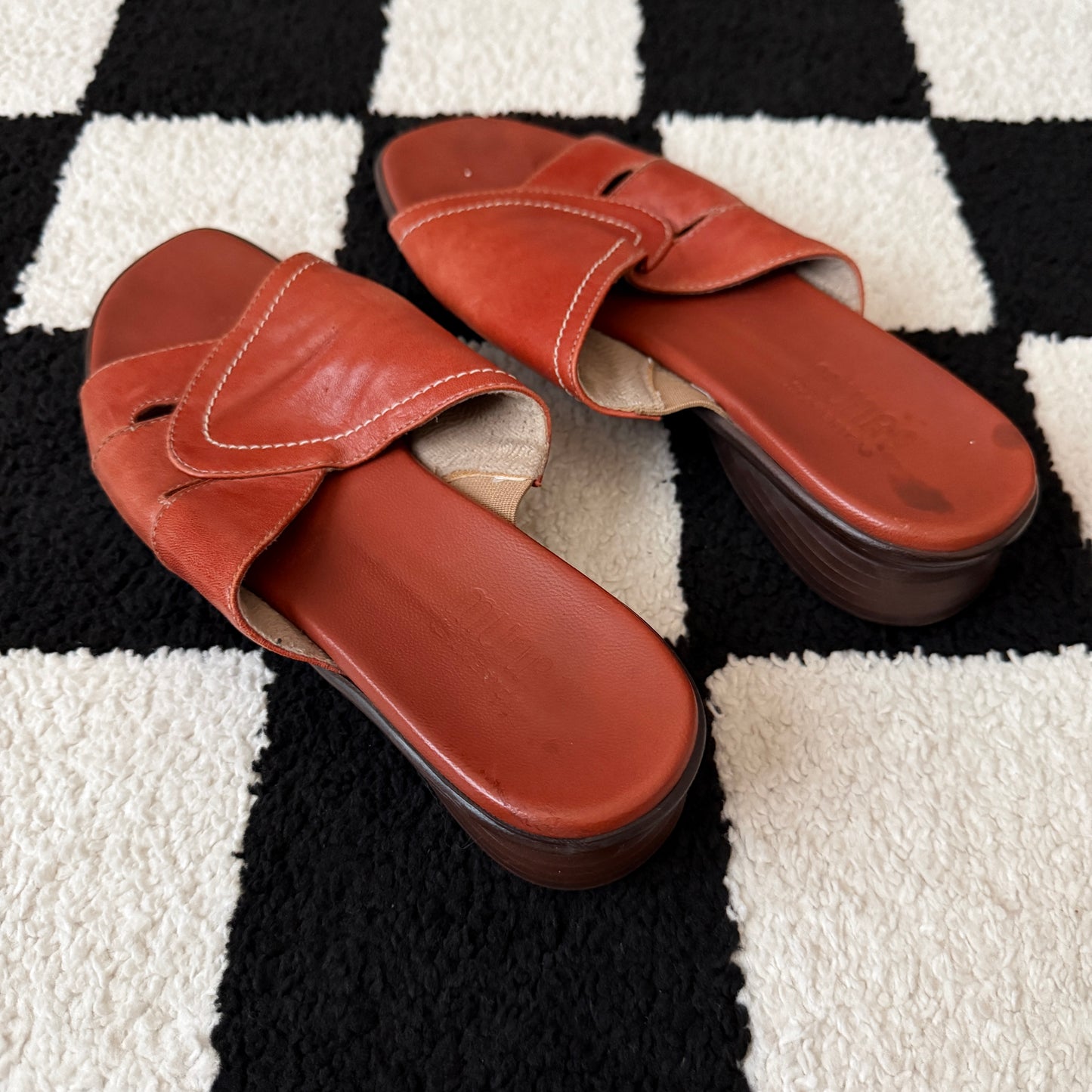 vintage whimsical 90s y2k mule sandals