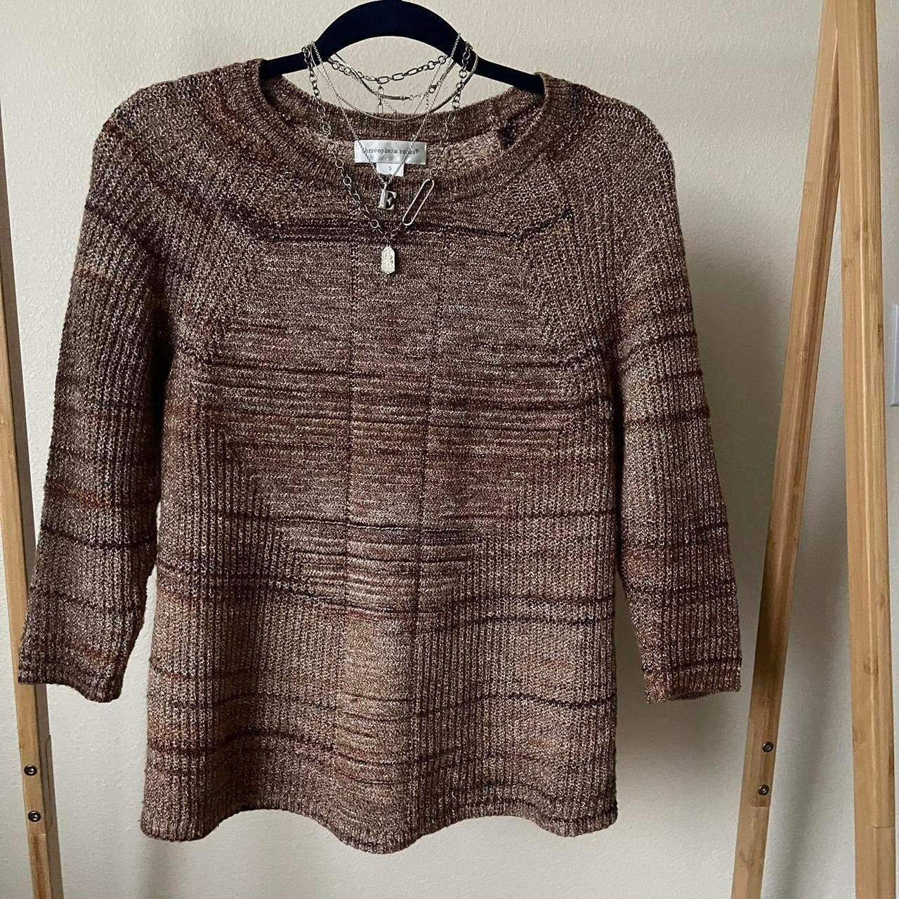 earth tone quarter sleeve knit top