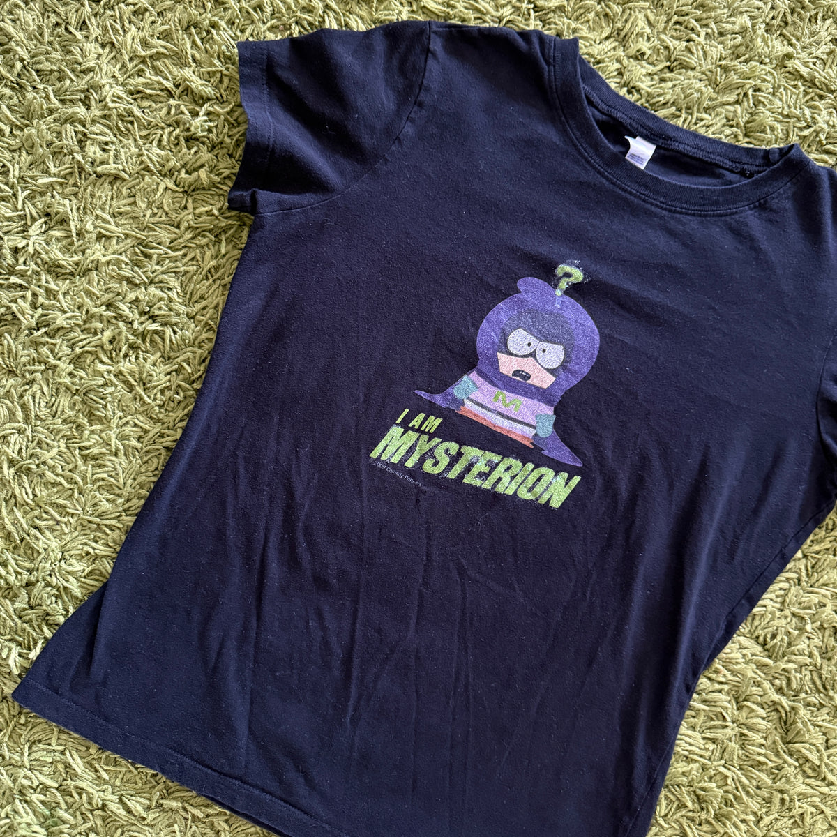 unique vintage whimsical 90s y2k SOUTH PARK graphic tee