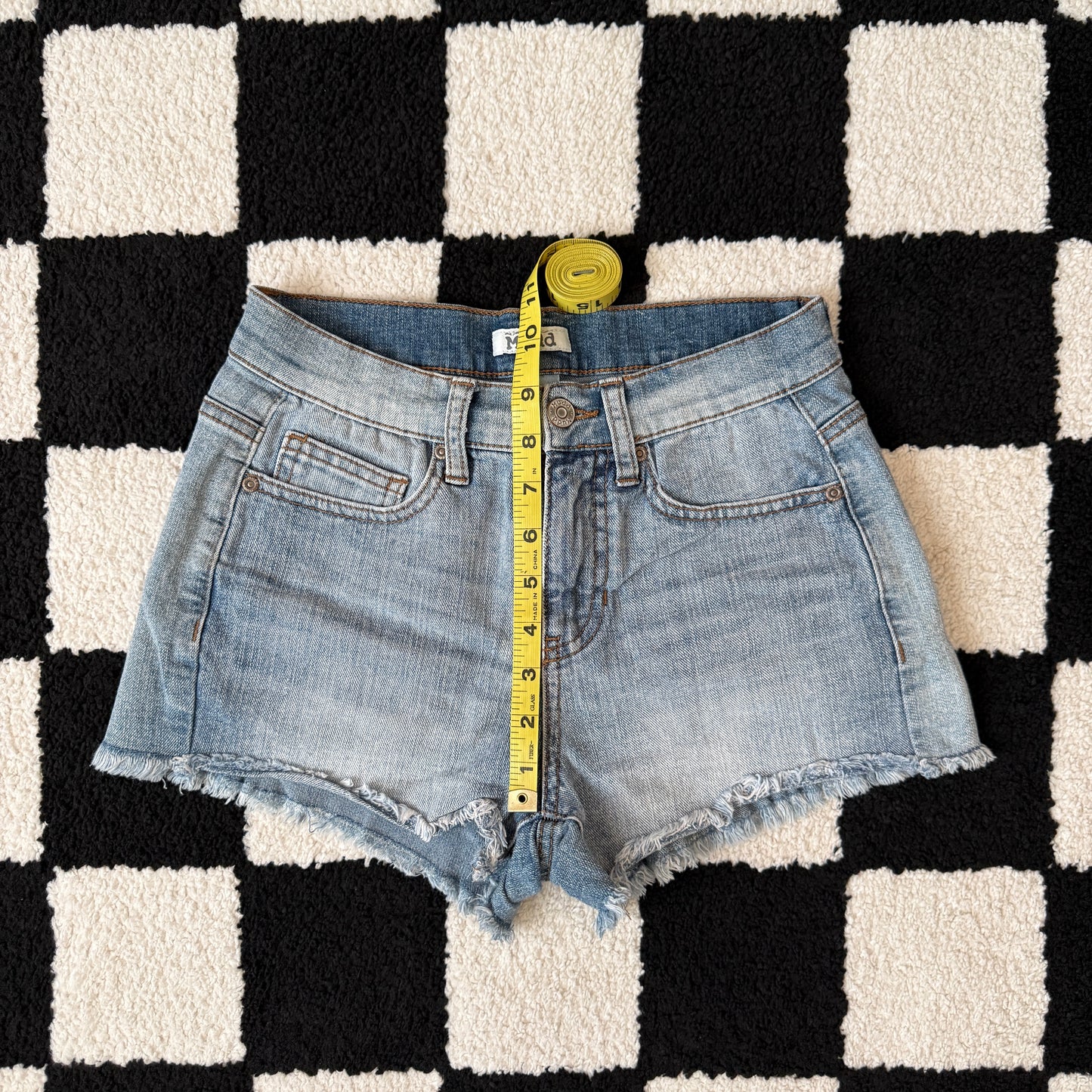 vintage whimsy 90s y2k MUDD denim shorts