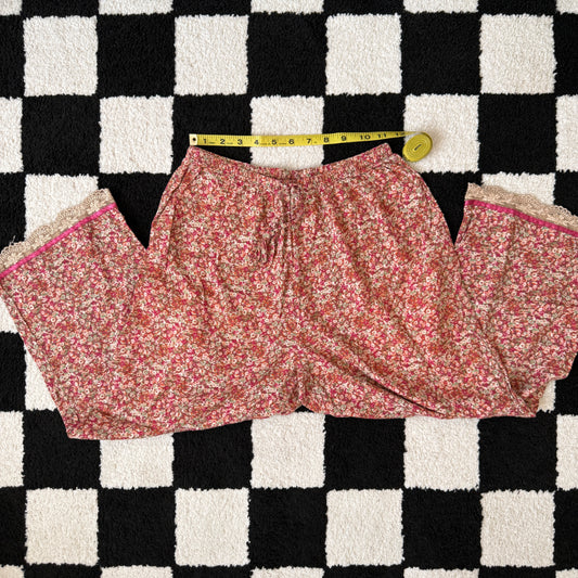 unique vintage whimsy 90s SLEEP SENSE capri lounge pants