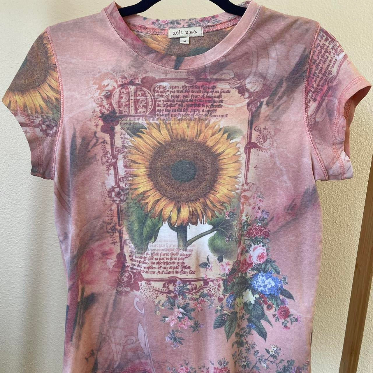 graphic floral t shirt