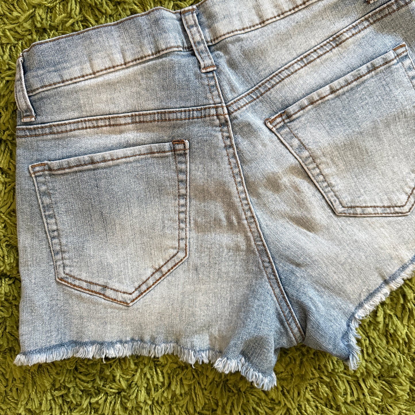 vintage whimsy 90s y2k MUDD denim shorts