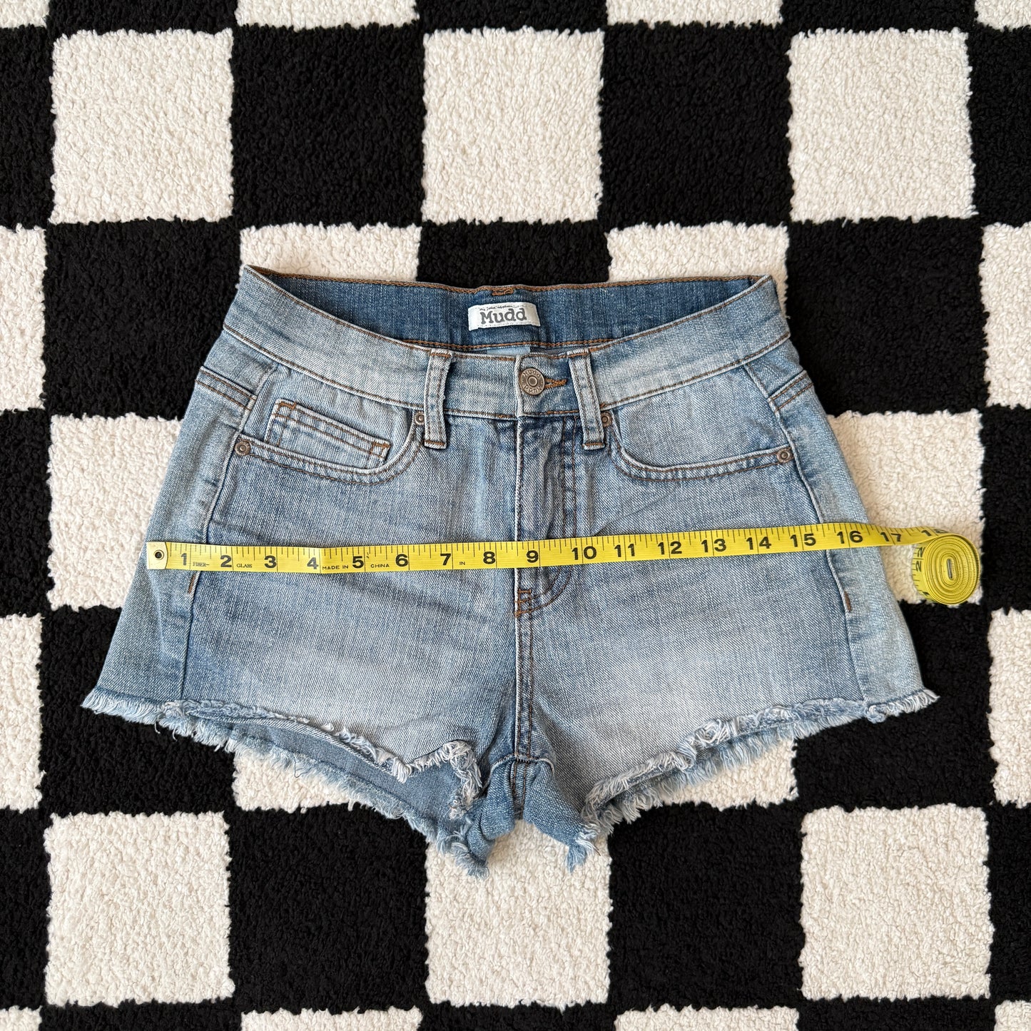 vintage whimsy 90s y2k MUDD denim shorts