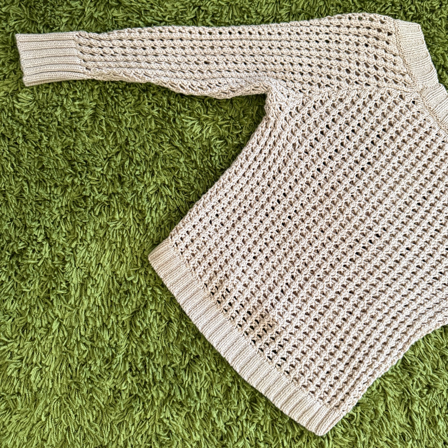 unique vintage whimsical 90s y2k off shoulder sleeved knit top