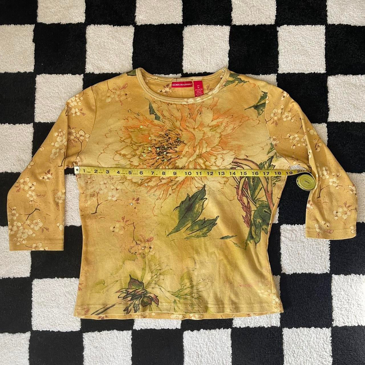 floral quarter sleeve top