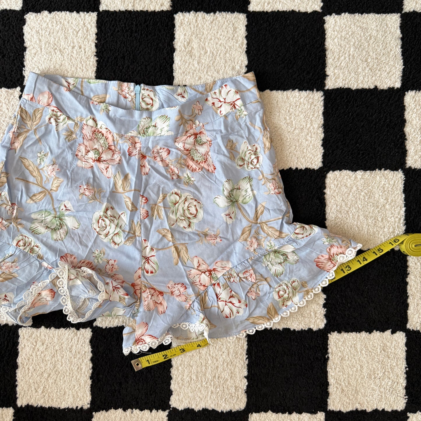 vintage whimsy 90s y2k shorts