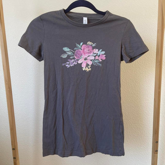 graphic floral t shirt