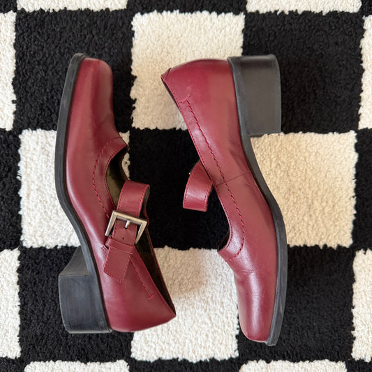 vintage whimsy 90s y2k DANELLE chunky mary janes