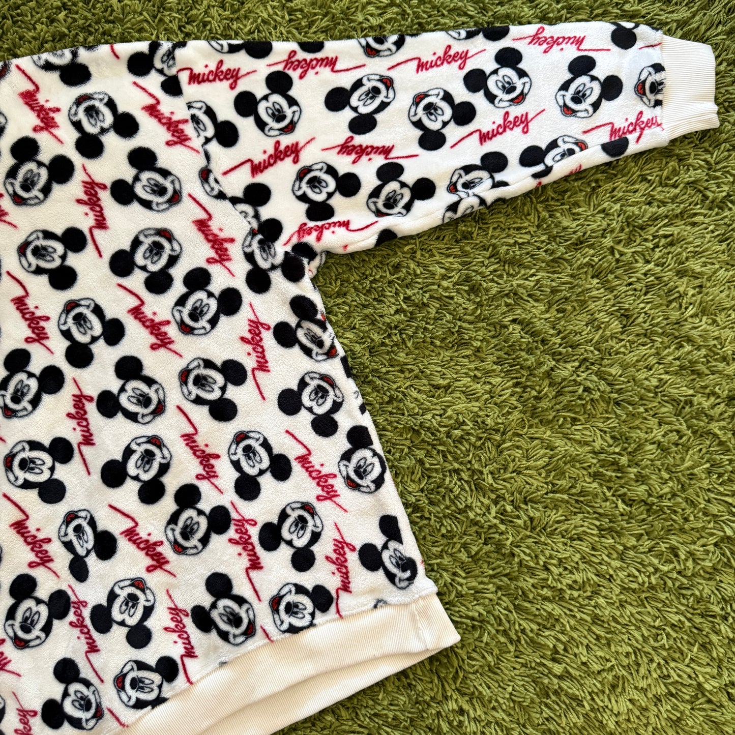 whimsical 90s y2k DISNEY graphic pullover sweatshirt