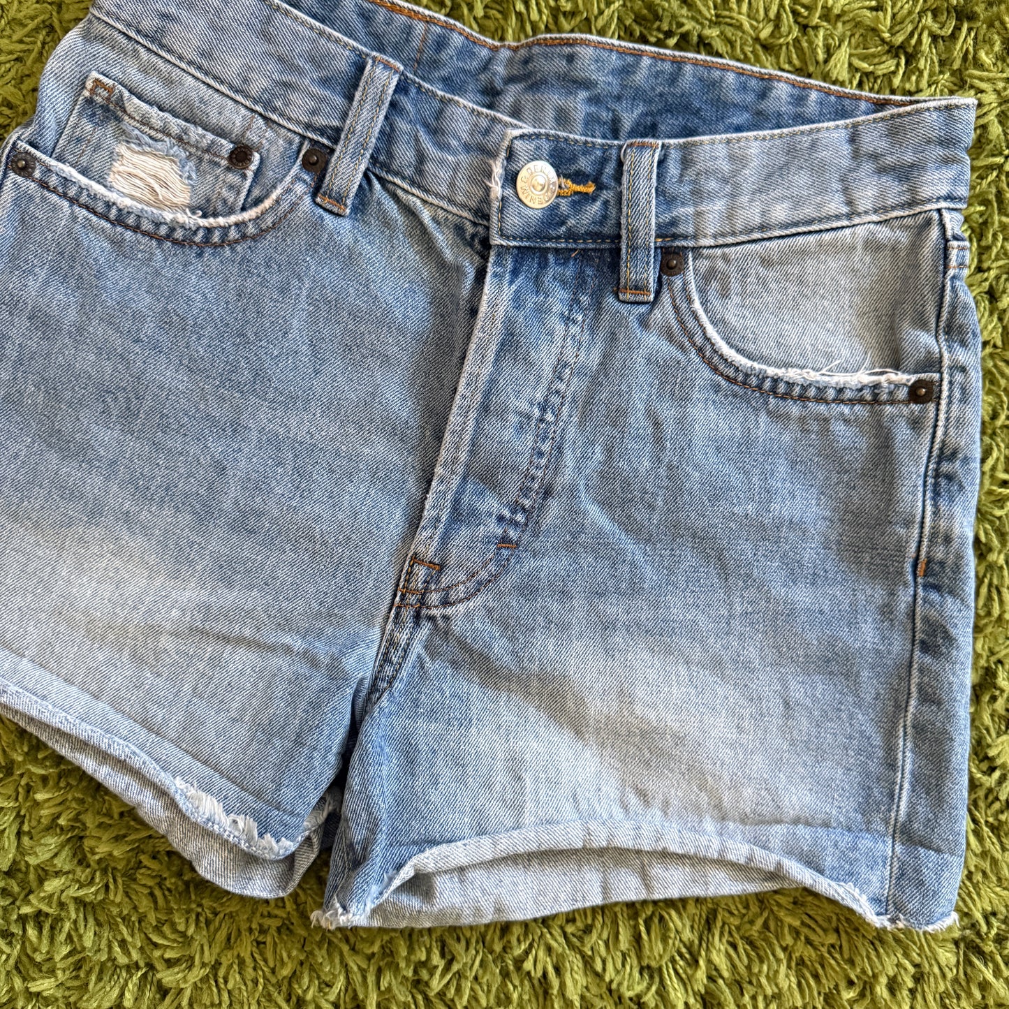 vintage whimsy 90s y2k denim shorts