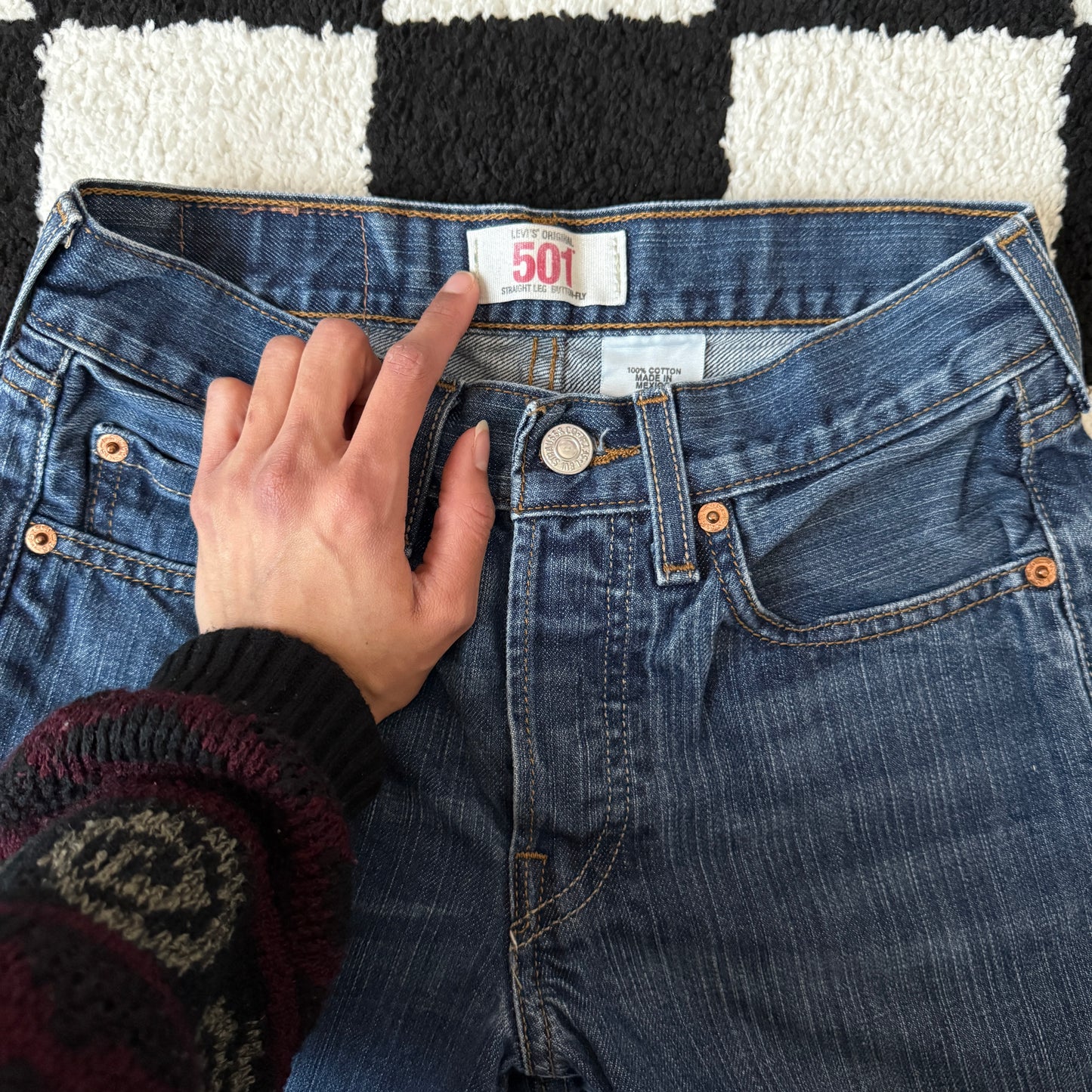 vintage whimsical 90s y2k LEVI’S denim pants