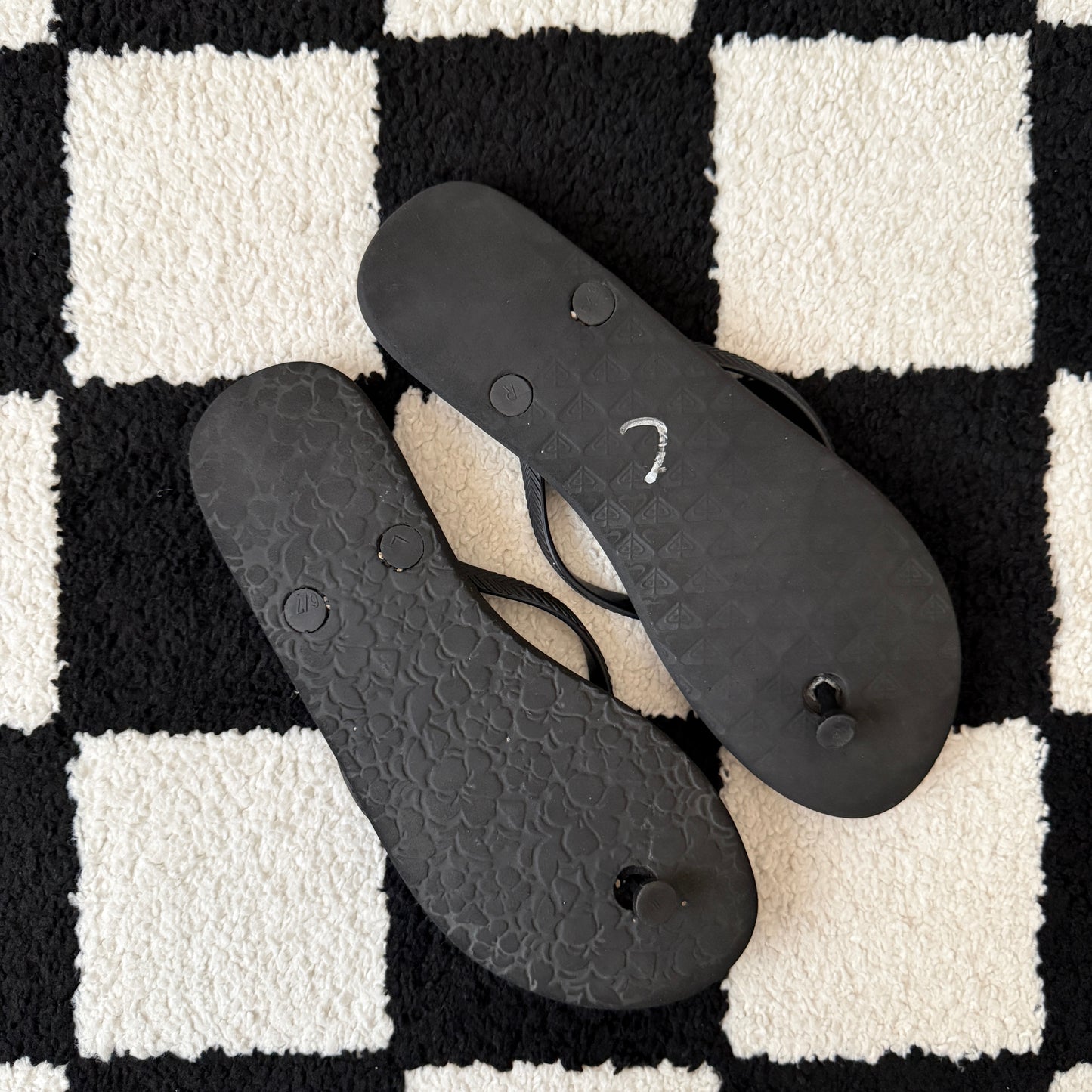 vintage whimsical 90s y2k ROXY sandals