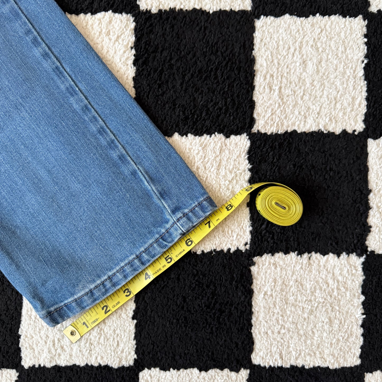 vintage whimsical 90s y2k LEVI’S denim pants