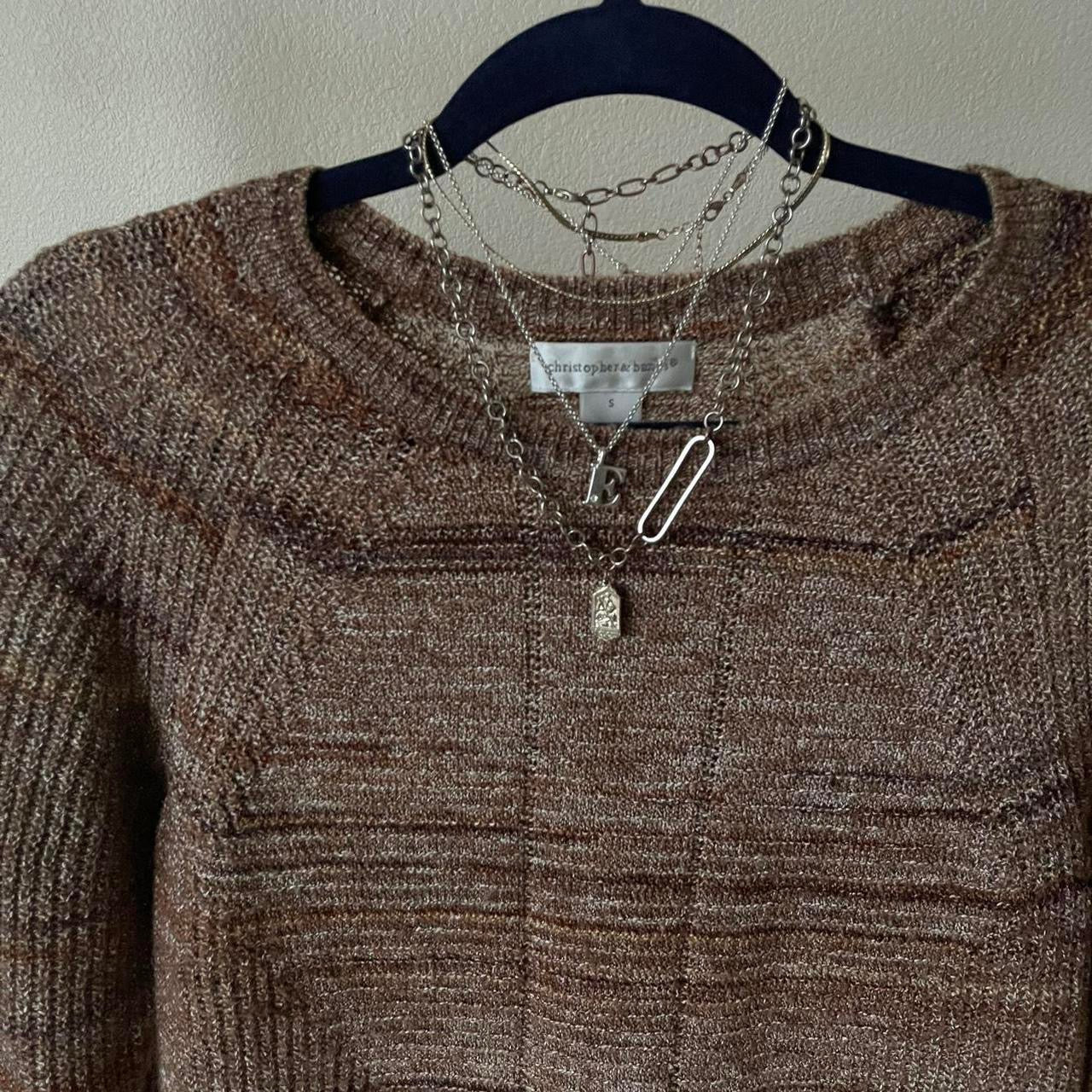 earth tone quarter sleeve knit top