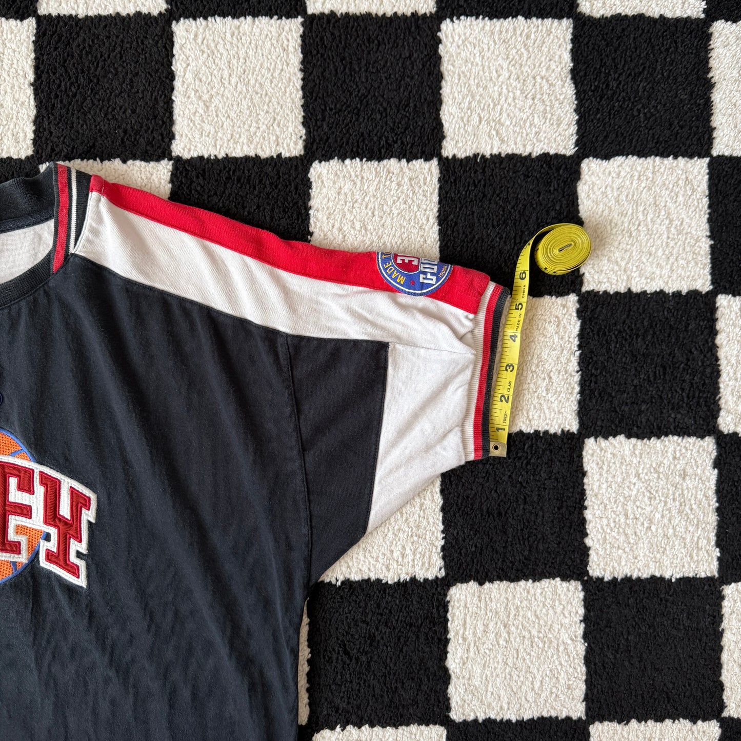 unique vintage whimsical 90s y2k GOOFY graphic t shirt