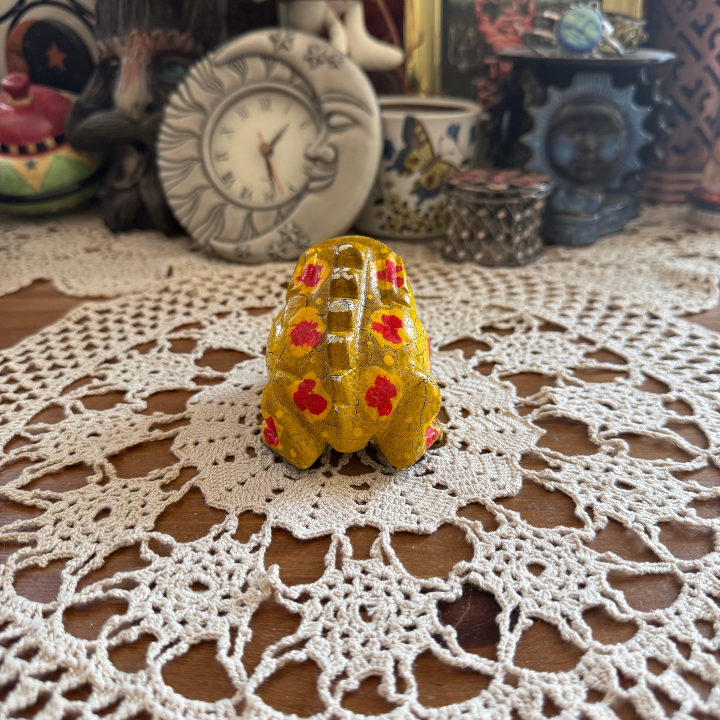 unique vintage whimsical frog figure collectable trinket