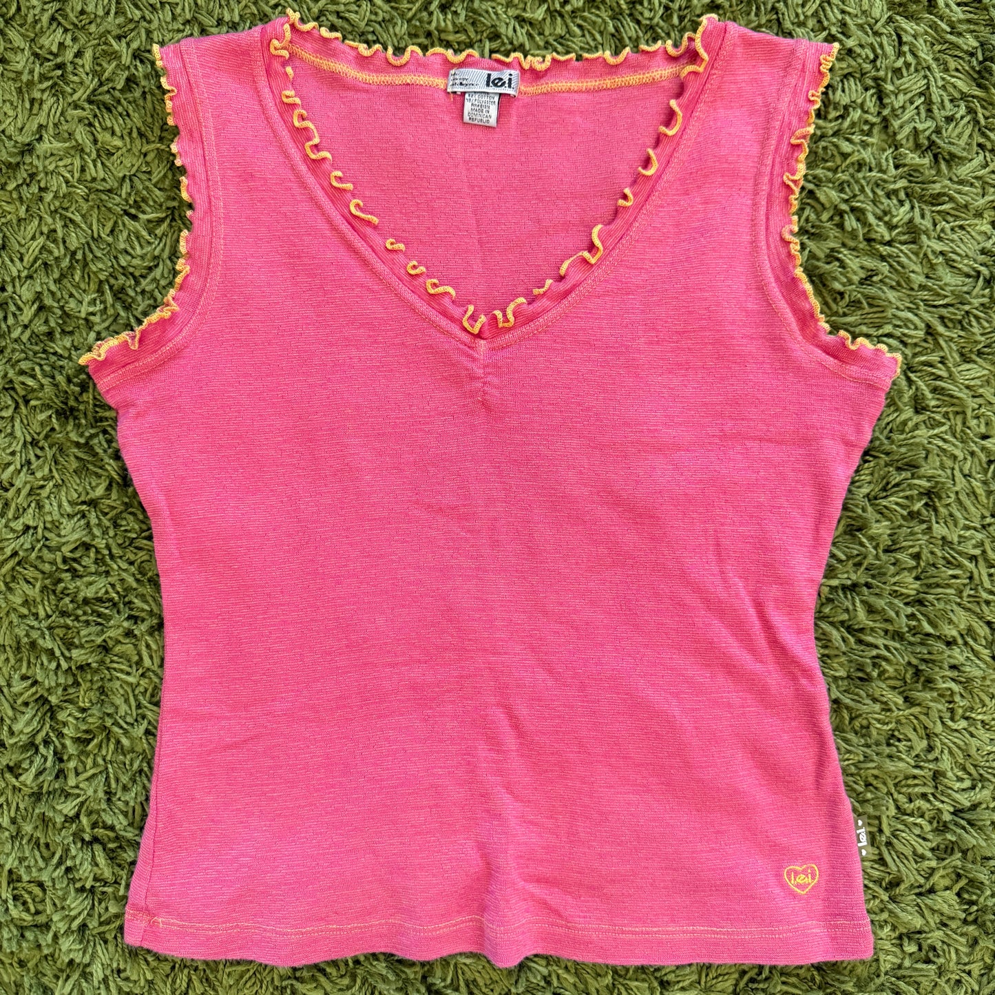 unique vintage whimsical 90s y2k L.E.I. tank top