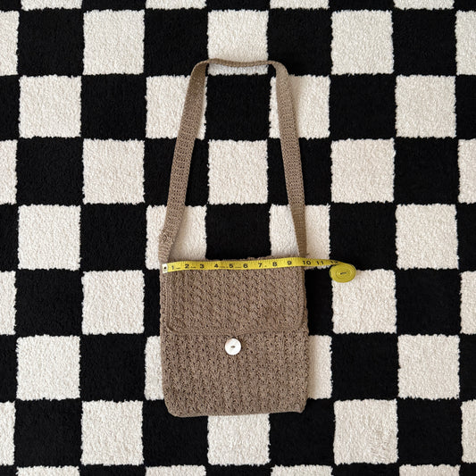 vintage whimsical 90s y2k woven shoulder bag