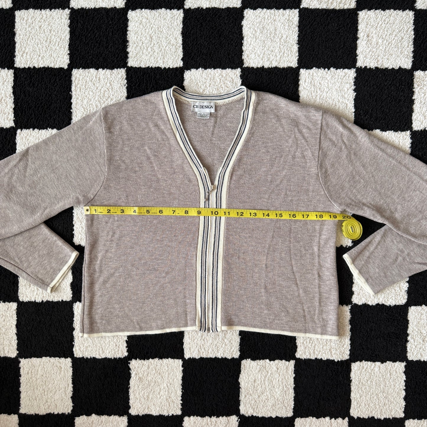 vintage whimsy 90s y2k knit cardigan sweater