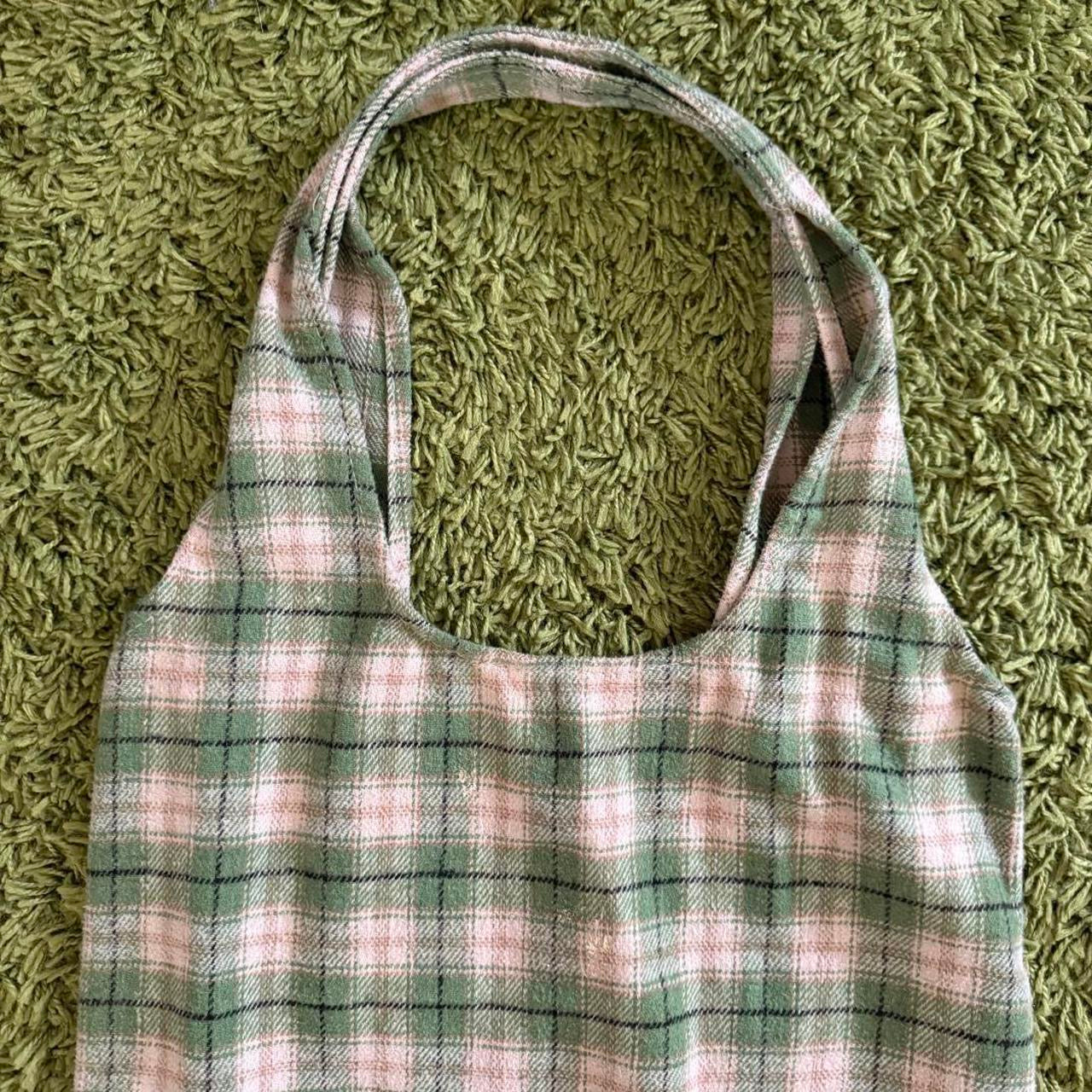 unique vintage whimsical gingham plaid tote bag